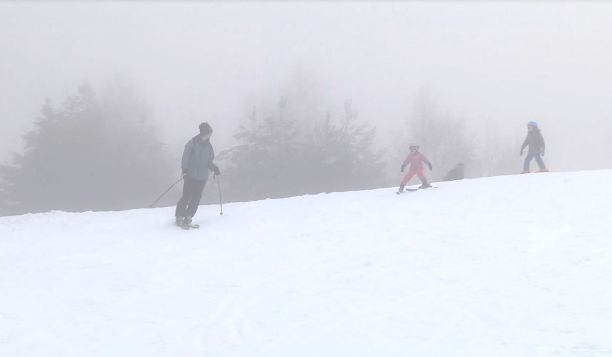 Zamglony stok (źródło: Zimowa Jazda)