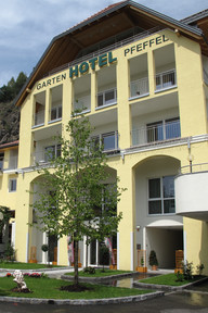 Trasa rowerowa nad Dunajem- wejście do hotelu