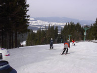 Widok ze stoku na miasto