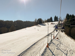 Ośrodek narciarski Cieńków-widok na trasę (fot. P. Tomczyk)