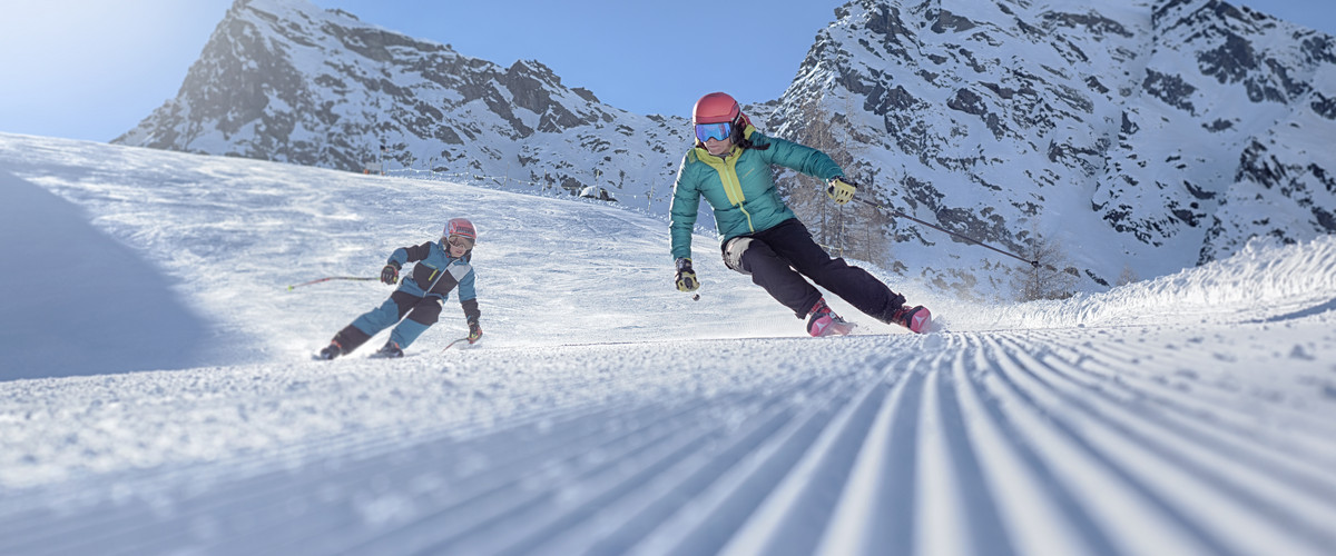 Narty na Kronplatzu (fot. IDM Südtirol/Filippo Galluzzi Anna) Narty na Kronplatzu (fot. IDM Südtirol/Filippo Galluzzi Anna)