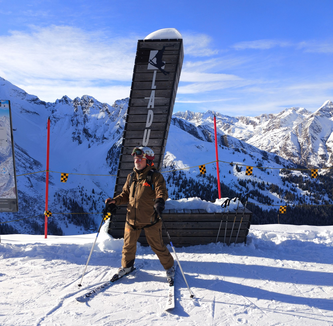 Autor na stoku w Ladurns