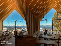 Ski Center Latemar wnętrze Oberholtz (fot. P. Tomczyk)