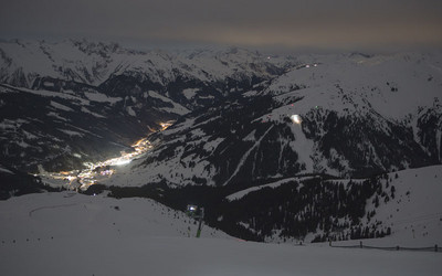 Moonlight Skiing & Dinner (foto: zillertalarena.com)