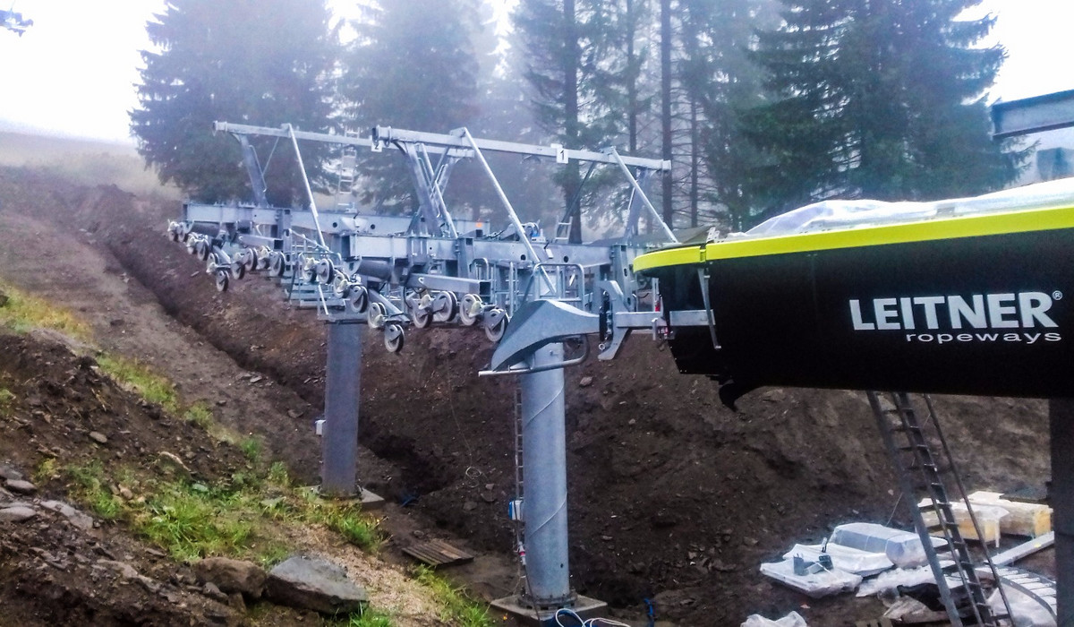 Czarna Góra budowa kolei "Luxtorpeda" (foto: czarnagora.pl)