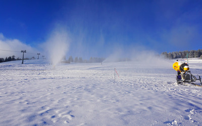 Naśnieżanie w Zieleńcu 2017 11 14 (foto: ZSA)