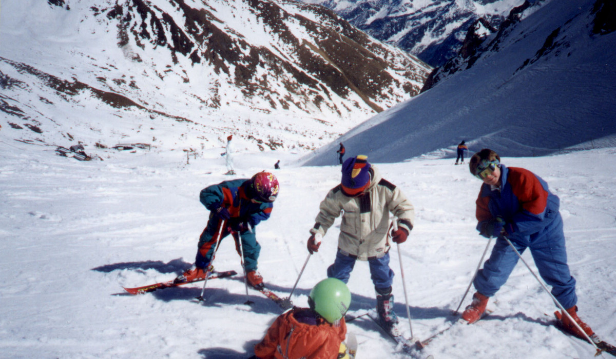 Dzieci na stoku (foto: Narty.pl)