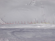 CZERWONA TRASA NR 11, WIDOCZNY PIĘKNY "SZTRUKS" W ODDALI SNOWPARK I WYCIAGI OLPERER 1 I 2.