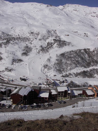 Widok z góry na stok