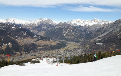 Bormio panorama miasta (foto: Olek Kaleta)