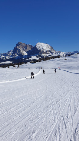 Seiser Alm - Alpe di Siusi w lutym 2022 roku (fot. Tomek Knyć)