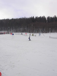 Widok na stok. Dobre miejsce do nauki jazdy dla początkujących.