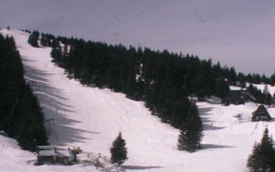 Widok z Hali Miziowej na Kopiec  ( 2012-04-10 ) (źródło: webcam gat.pl)