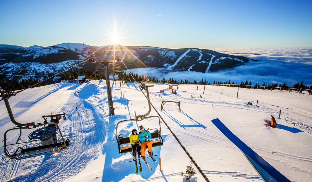 Szpindlerowy Młyn  wiosną (foto:TMR a.s; Ski Areal Spindleruv Mlyn)