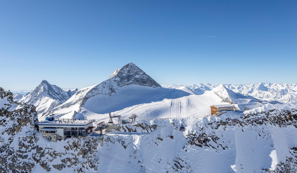 Hintertux (foto: www.hintertuxergletscher.at/en/home/) Hintertux (foto: www.hintertuxergletscher.at/en/home/)