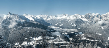 Zimowa panorama Dolinu Stubai (foto: Tourismusverband Stubai Tirol)
