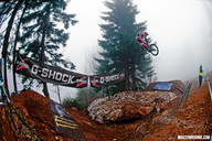 Downhill Contest 2013- Stożek-Wisła - skok nad skałą
