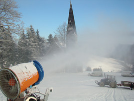 Armatki śnieżą Zieleniec Ski Arena (foto: Zieleniec Ski Arena)