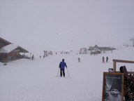 Na stoku w śnieżny dzień