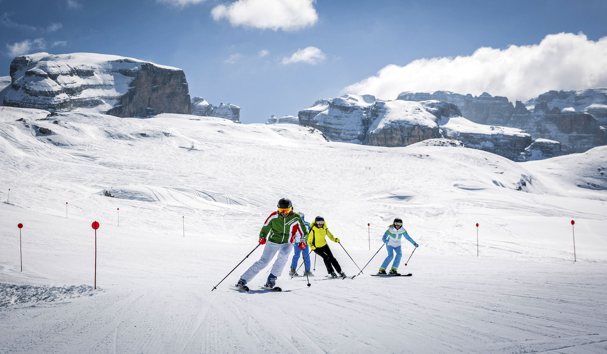Madonna di CampiglioMadonna di Campiglio (foto: Federico Modica) Madonna di CampiglioMadonna di Campiglio (foto: Federico Modica)