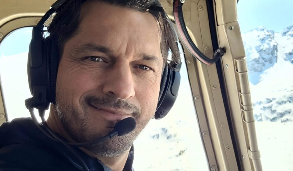 Wojciech Romańczuk. Pilot śmigłowca TOPR (źródło mat. prasowe)