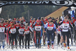 Czas startować. Pierwszy bieg w tegorocznym Salomon Nordic Sunday już w niedzielę 16 grudnia. Początek o godz. 11.00 na Polanie Jakuszyckiej. (foto: Stacja Jakuszyce)