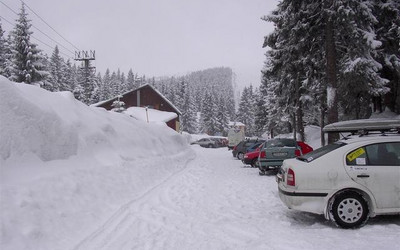 Parking przy krzesełku.