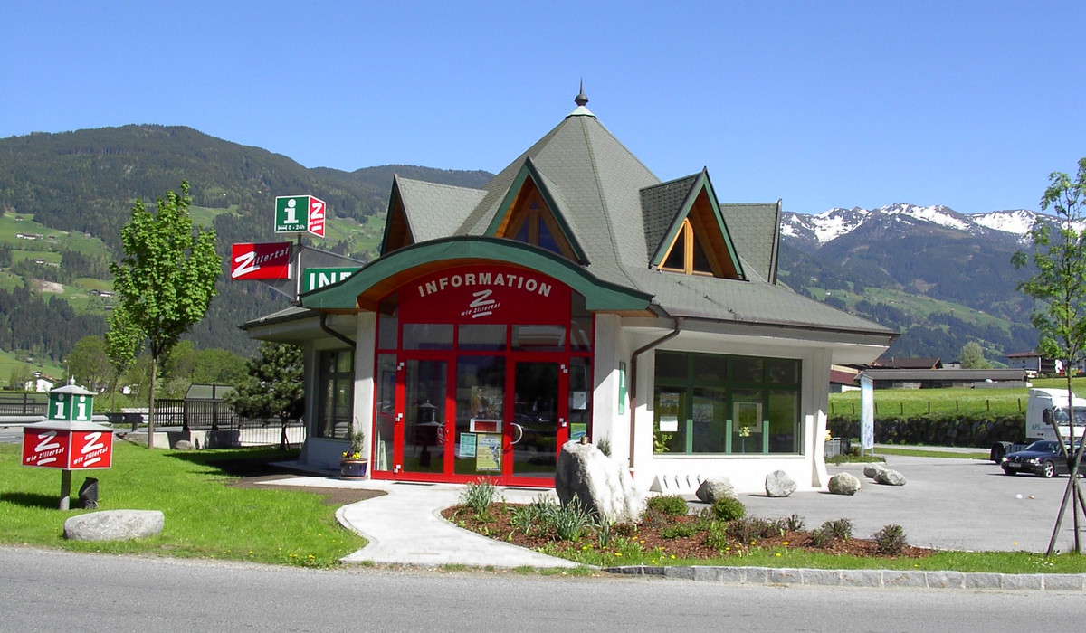 Informacia turystyczna (foto: P. Tomczyk)