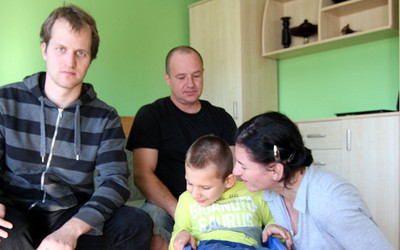 Plakat Krzysiek pomaga pomagać (foto: narty.pl)