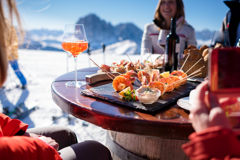 Grillowane krewetki królewskie z karczochem (foto: SMG) Grillowane krewetki królewskie z karczochem (foto: SMG)