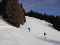 Narciarze na trasie 1