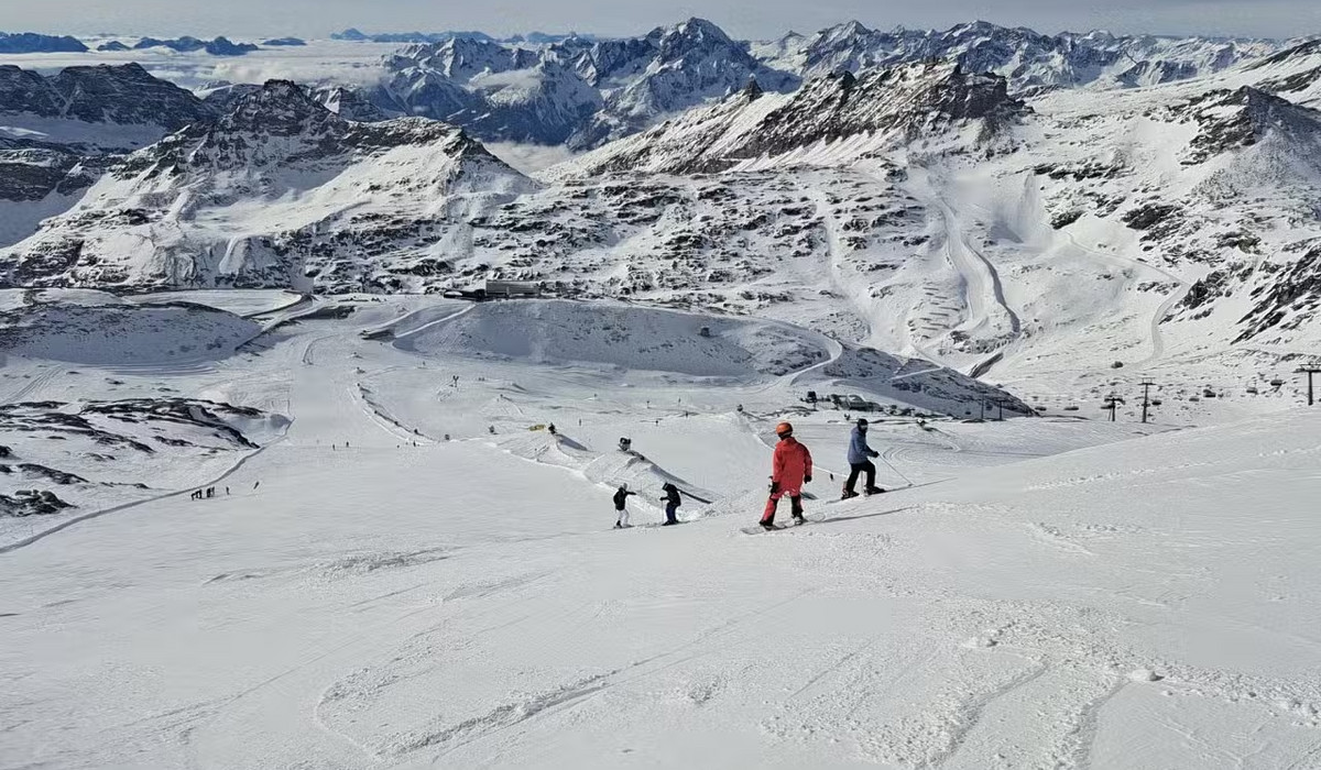 Obóz narciarski i snowboardowy HORN Obóz narciarski i snowboardowy HORN