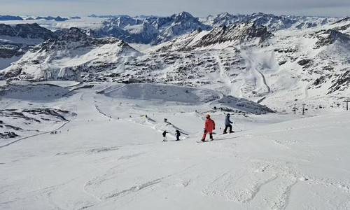 Obóz narciarski i snowboardowy HORN Obóz narciarski i snowboardowy HORN