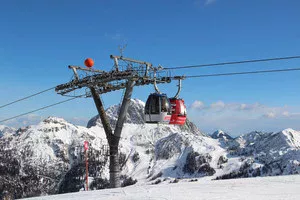 Millennium Express w Nassfeld / źródło wikimedia Creative Commons Attribution-Share Alike 4.0 International license. / Pnapora