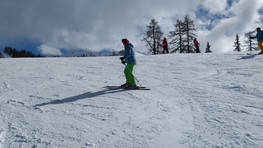 Hinterstroder na niebieskich i czerwonych trasach