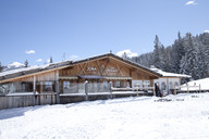 Schronisko Jora Hütte, Armin Huber (foto: SMG) Schronisko Jora Hütte, Armin Huber (foto: SMG)