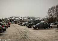 Sabat Krajno - duży utwardzony parking przy samym stoku (foto: PB Narty.pl)