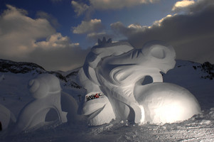 Rzeźba ze śniegu w Ischgl (foto: © TVB Paznaun-Ischgl)