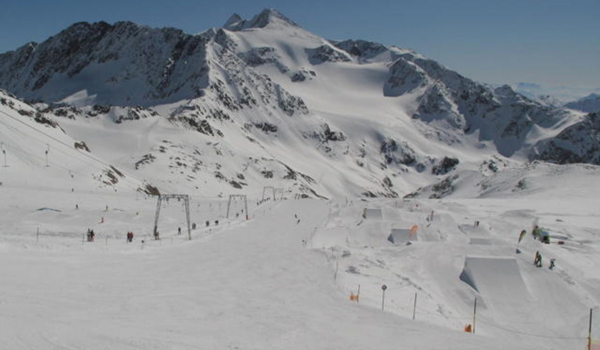 Wiosenny widok na lodowcu Stubai (foto: Piotr Tomczyk)