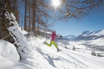 Na rakietach śnieżnych po okolicach Livigno (foto: R. Trab) Na rakietach śnieżnych po okolicach Livigno (foto: R. Trab)