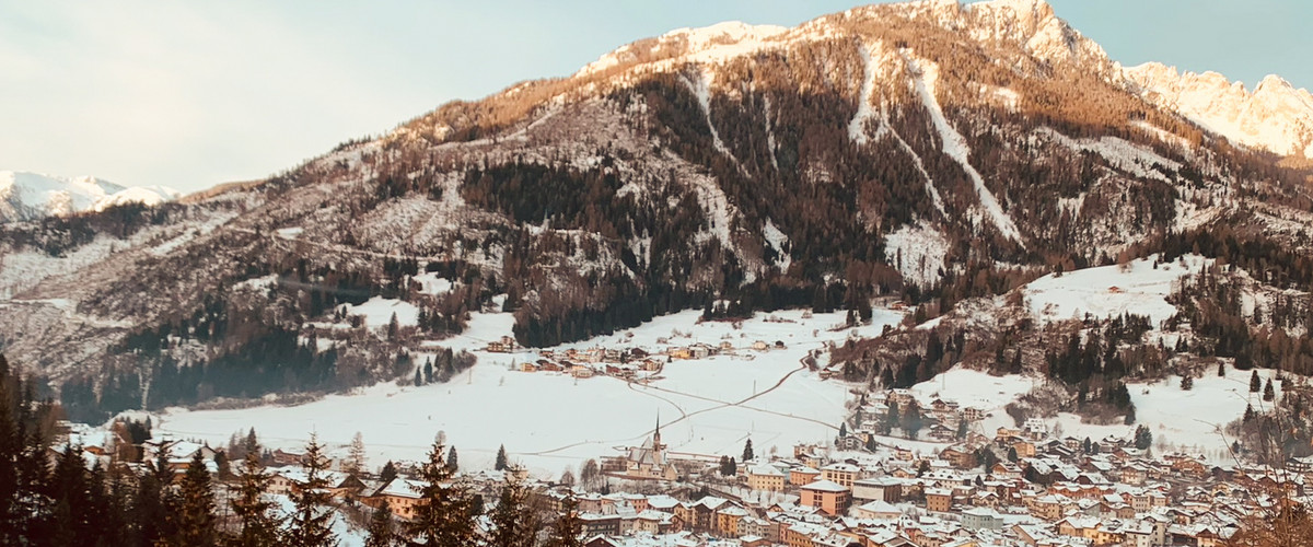 Widok z hotelu Someda na Moenę (fot. P.Tomczyk)