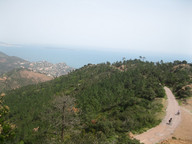 Lazurowe wybrzeże - morze w oddali