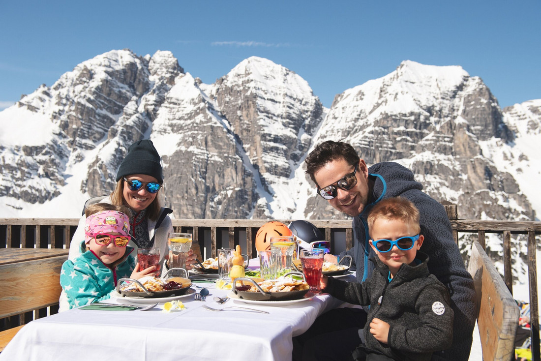 Kulinarty w  Schlick2000 / Schlick2000 Andre Schoenherr