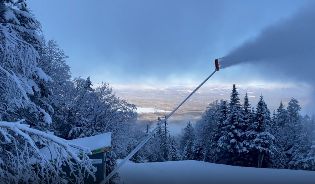 Śnieg z recyklingu - nowy pomysł na obniżenie kosztów naśnieżania (fot. renewsnow.ski)