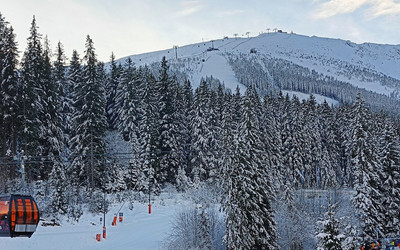 Najdłuższa w naszej części Europy oświetlona trasa narciarska, 2700 metrów długości