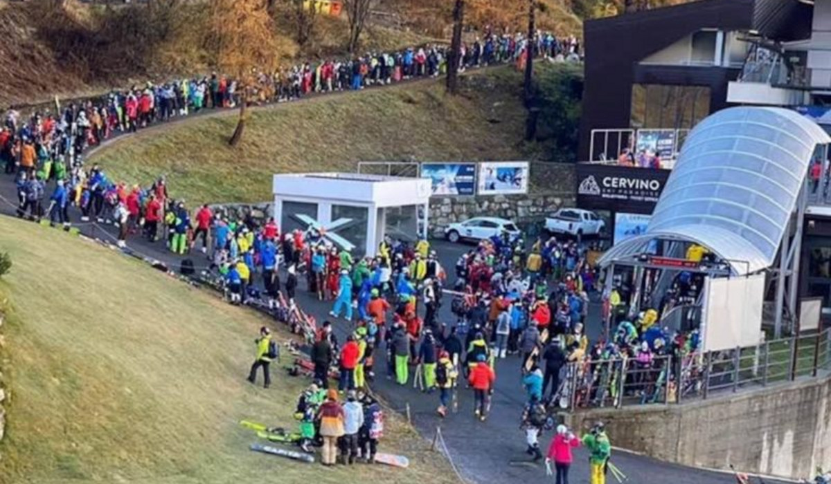 Kolejka do kasy (źródło: internet)