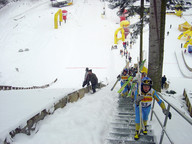 Skoczkowie wchodzą na górę