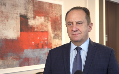 Andrzej Gur Mostowy o wsparciu turystyki (foto: newseria)