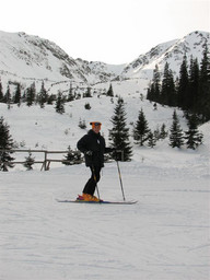 1460 MNPM , NIECO POWYŻEJ GÓRNEJ STACJI KOLEJKI KRZESEŁKOWEJ, WIDOK NA DOLINE SPALENĄ POD SALATINEM.