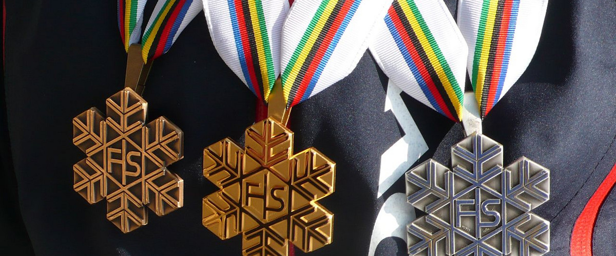 Medale FIS (foto: CC Manuguf)